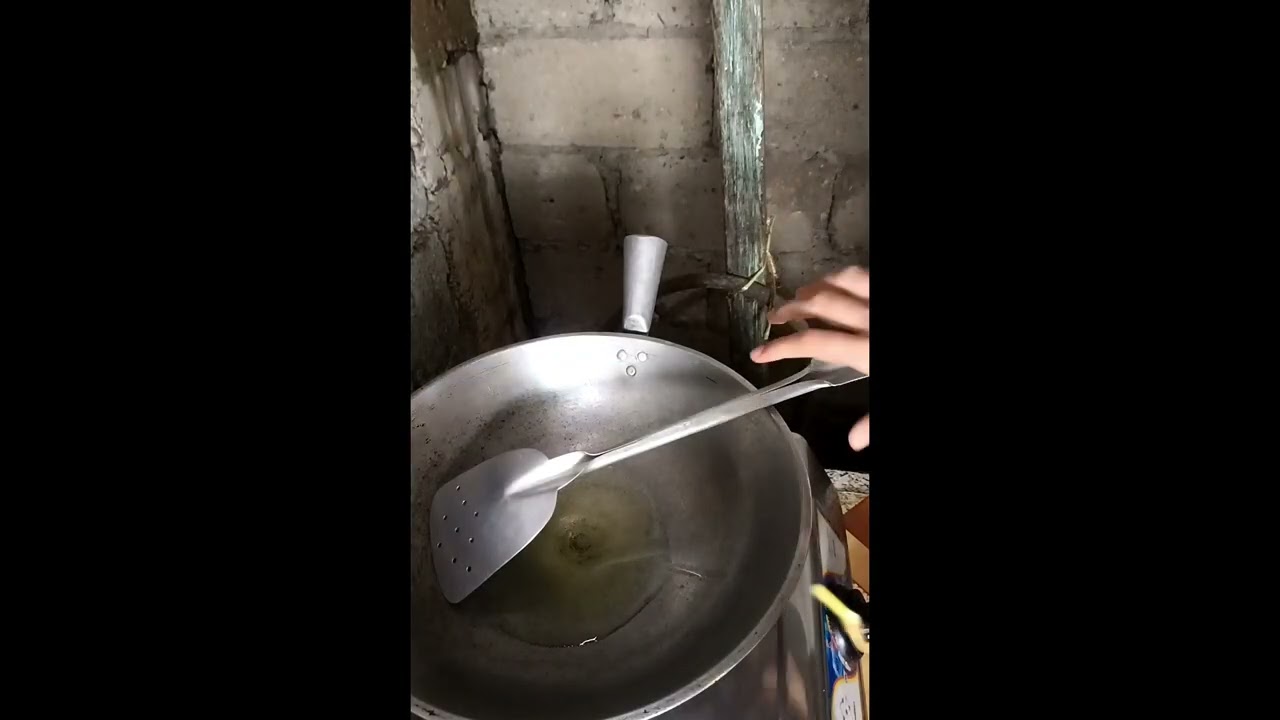 Vlog 02 nag luto nga Ako ng banana que sa bahay😋🍌🤤😱
