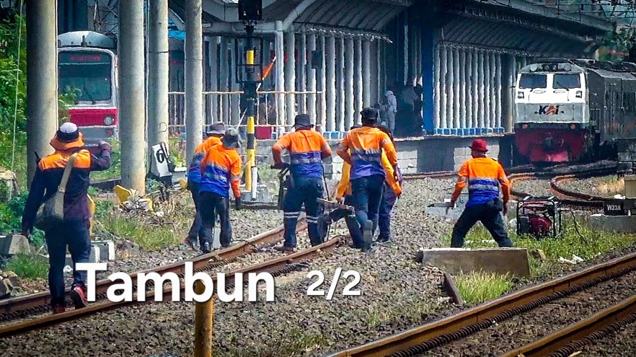 (2/2) Kereta Api Ngebut Goyang Santai Melintas Tambun 03/07/2025