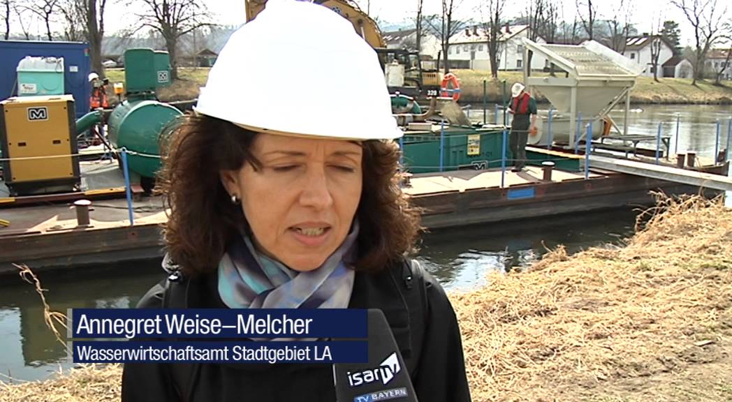 20150317 Isar ausbaggern in Flutmulde Landshut