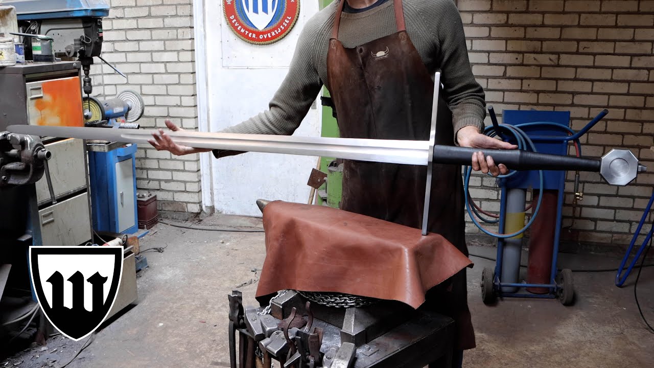 Forging the Grutte Pier sword, the complete movie