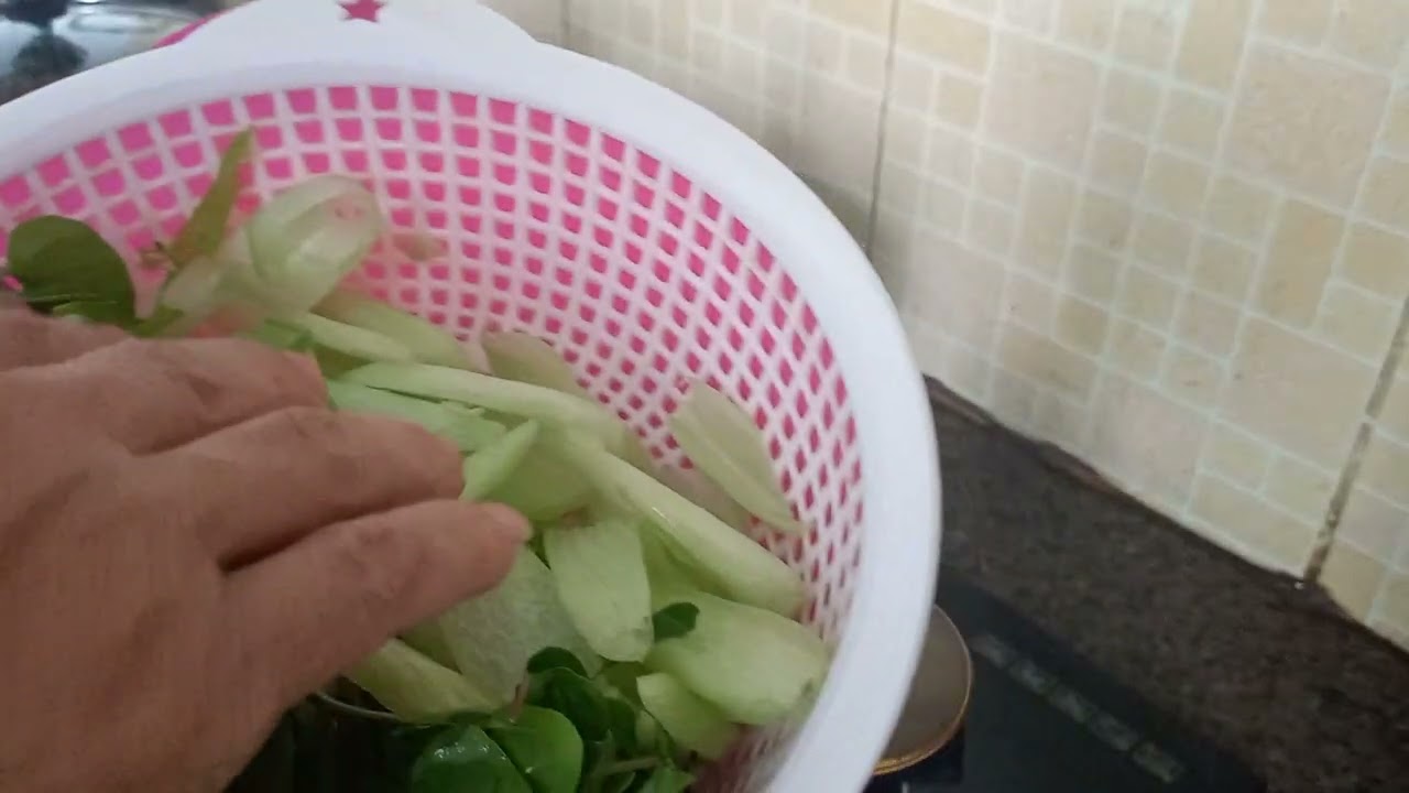 Bí quyết nấu canh chua lá giang ngon 