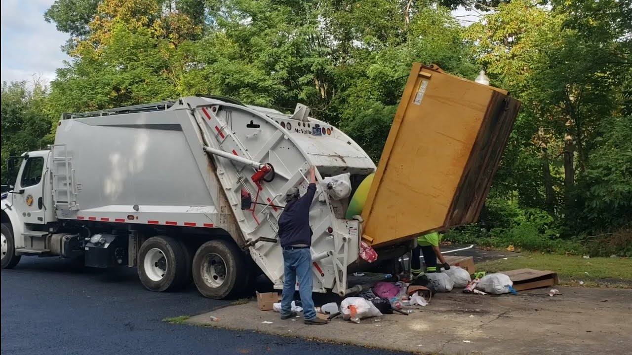 Town of Star City WV Sanitation Freightliner M2 Mcneilus RL Crushing Heavy Commercial Trash Part 2.