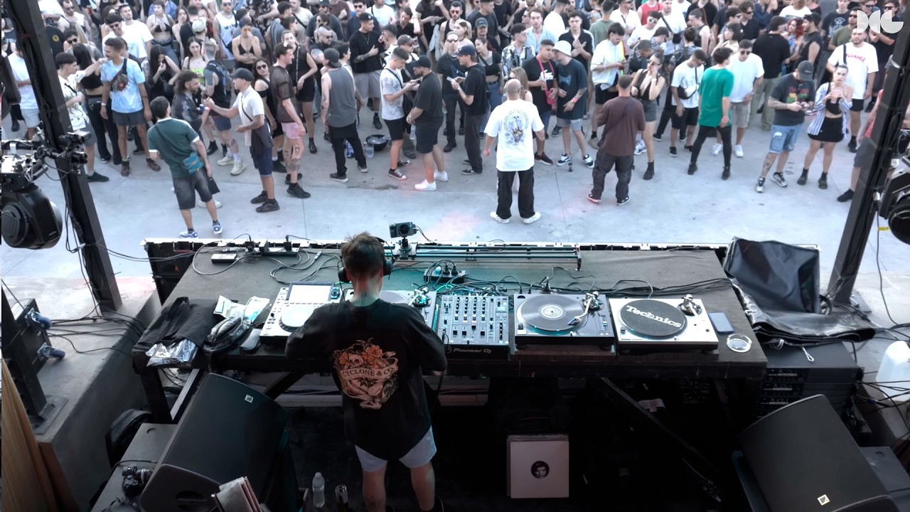 RDKS Techno Vinyl Mix / DCG: E110101's 10° Anniversary