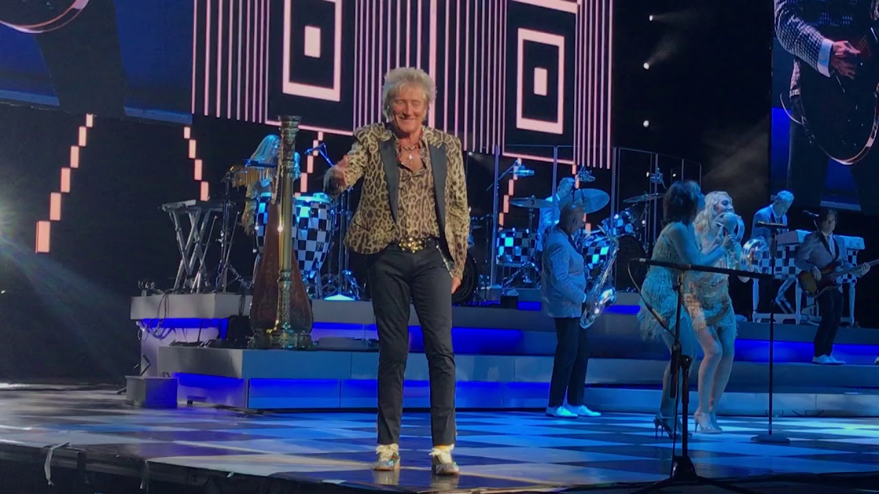 Rod Stewart - Infatuation - Bridgestone Arena - Nashville, TN 8/1/18