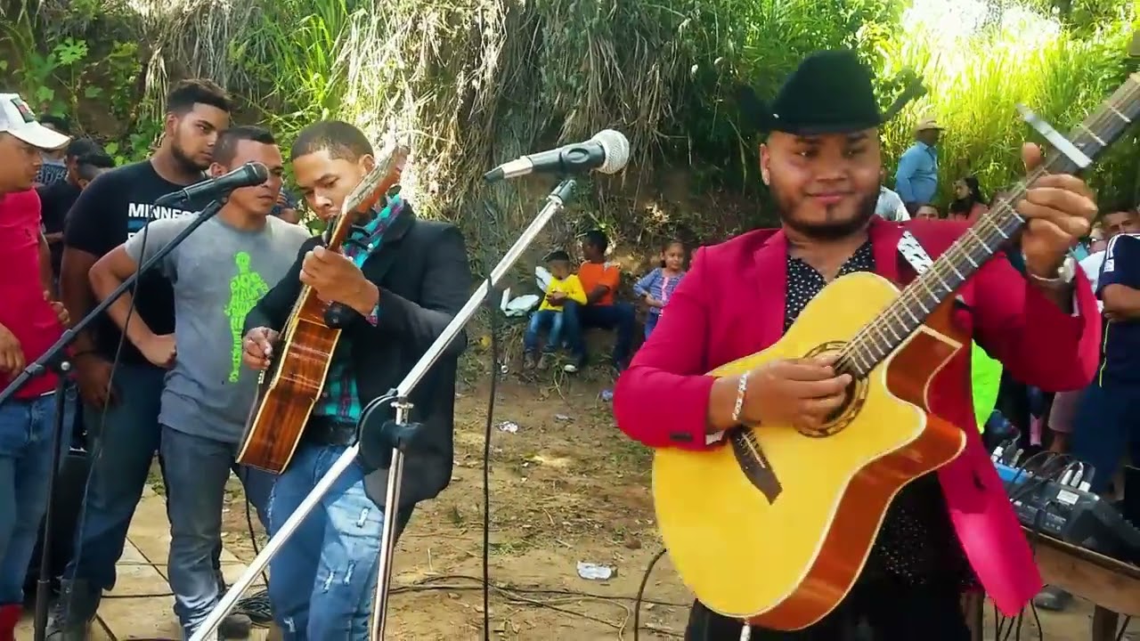 Los Traviezoz de Olancho - La piedrecita
