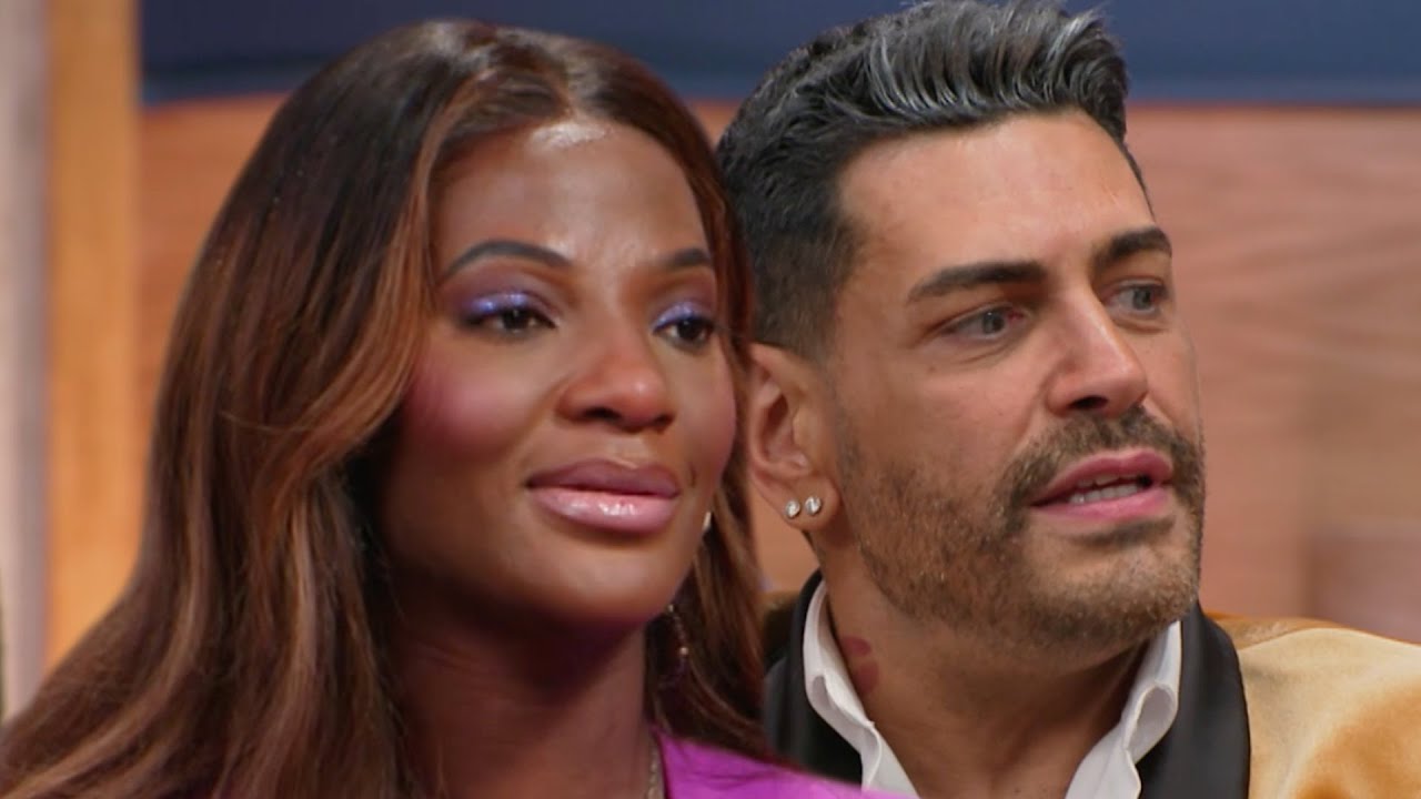 &lsquo;90 Day Fianc&eacute; Tell All&rsquo;: Sarper & Mina Reveal Their Past Stripper Names (Exclusive)