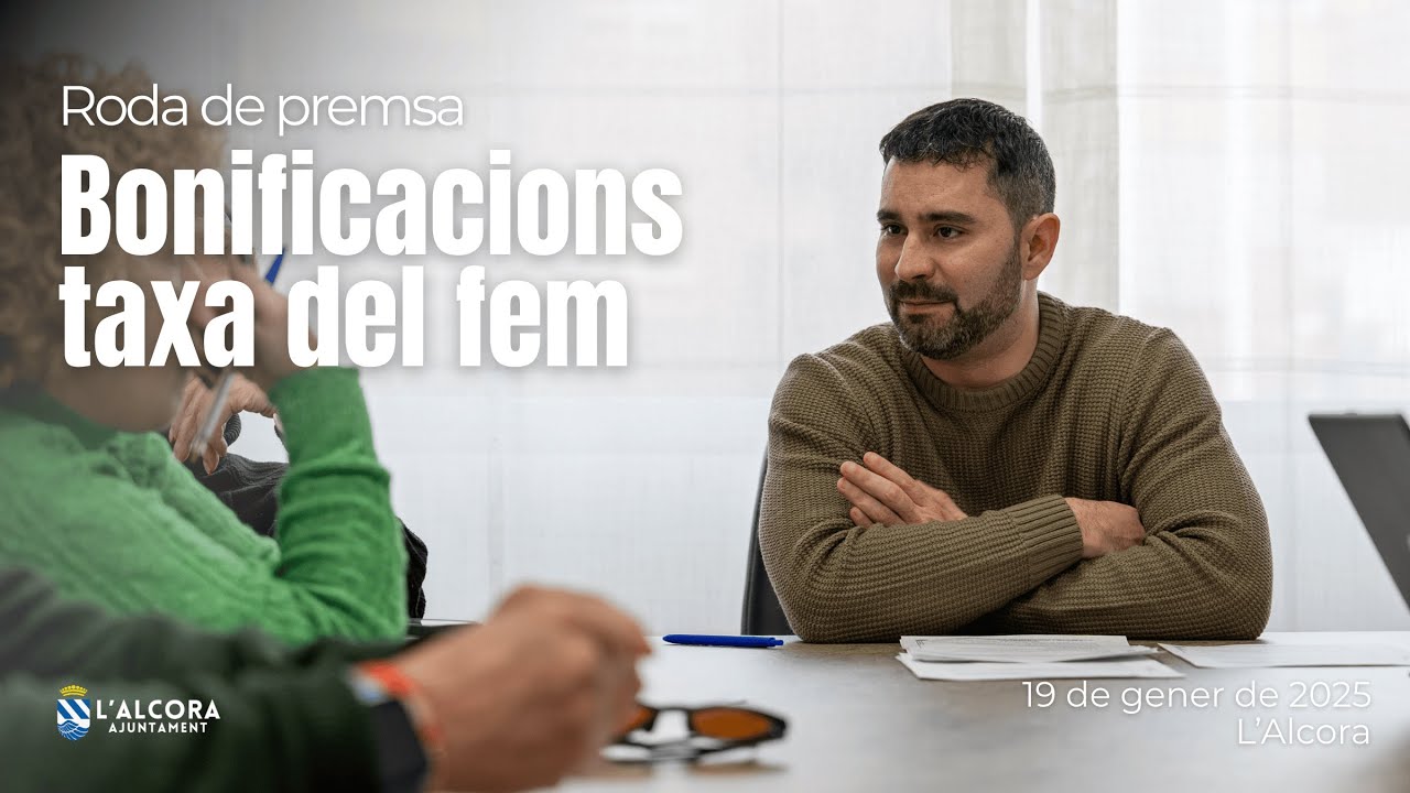Roda de premsa de l'alcalde, Samuel Falomir, explicant les bonificacions de la taxa de residus