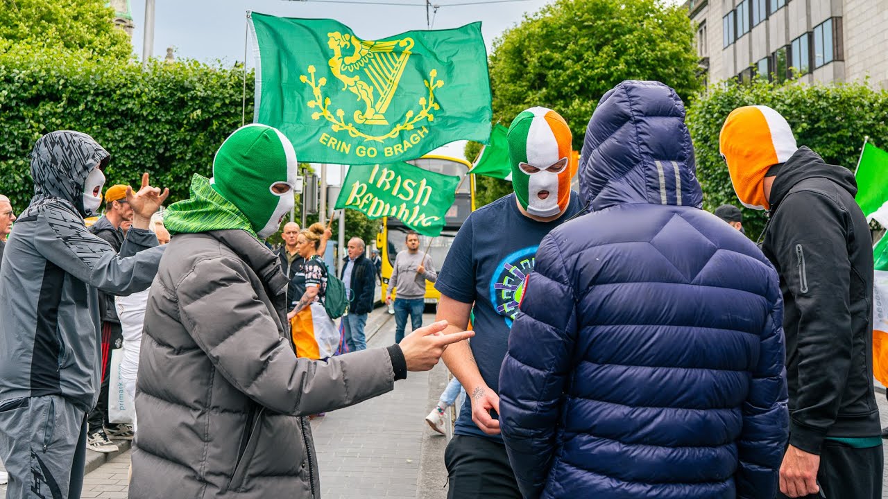 Irish Nationalists protesting against an Islamic march to the GPO.