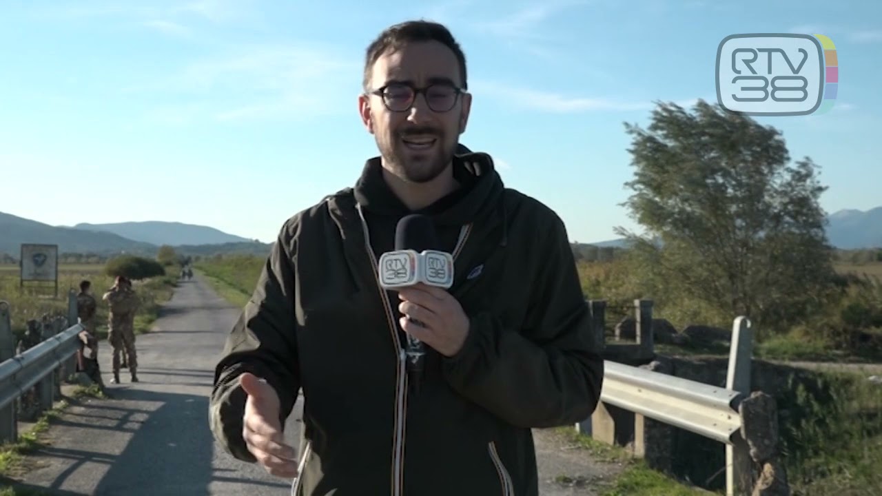 INCIDENTI DURANTE ATTERRAGGIO, DUE PARA' FERITI