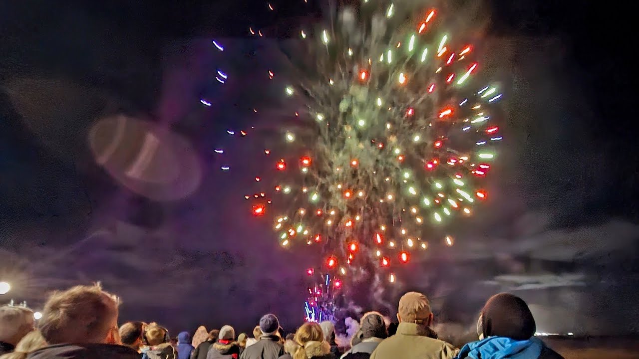 A Dazzling, Sparkly Glimpse At Burnham-On-Sea's Fireworks Display 2025.