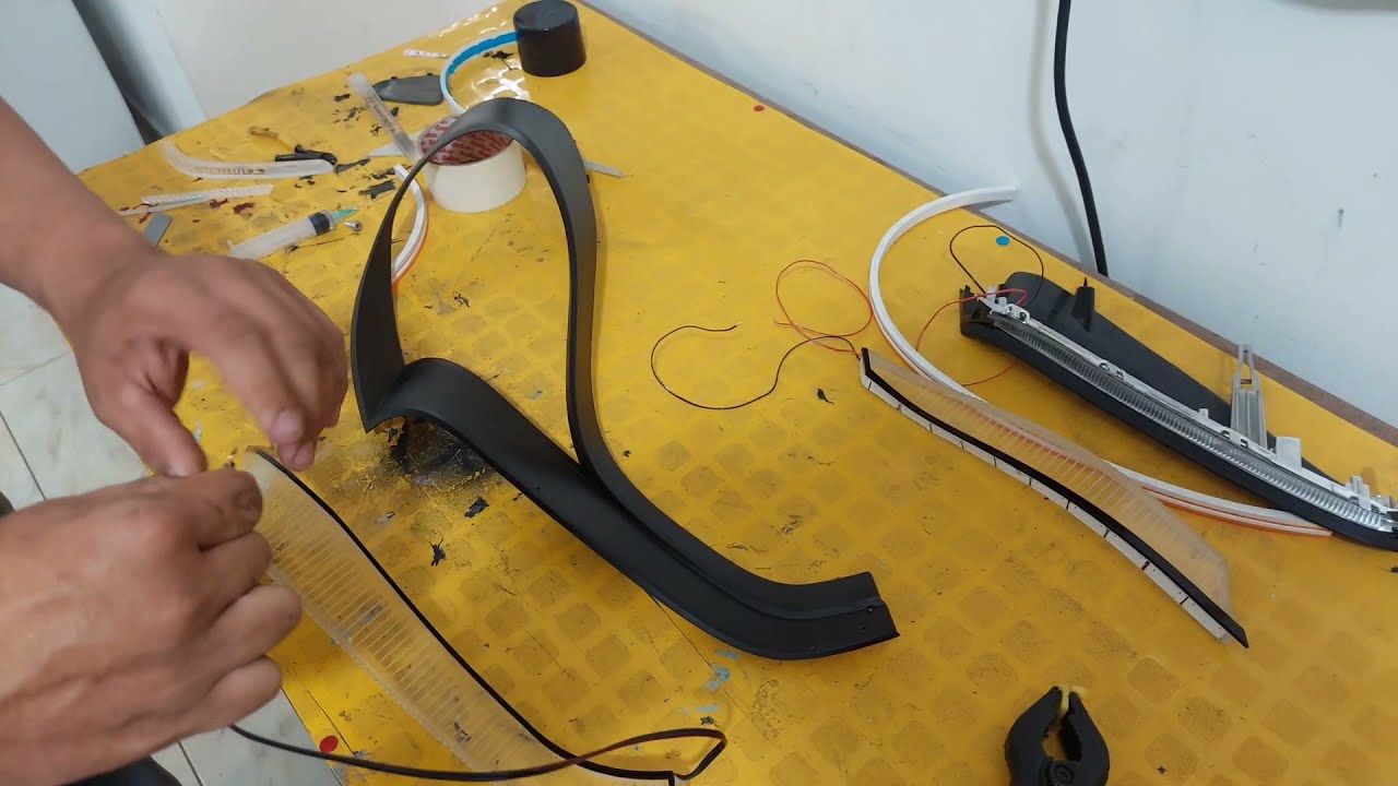 como hacer la modificacion faros huyndai veloster...