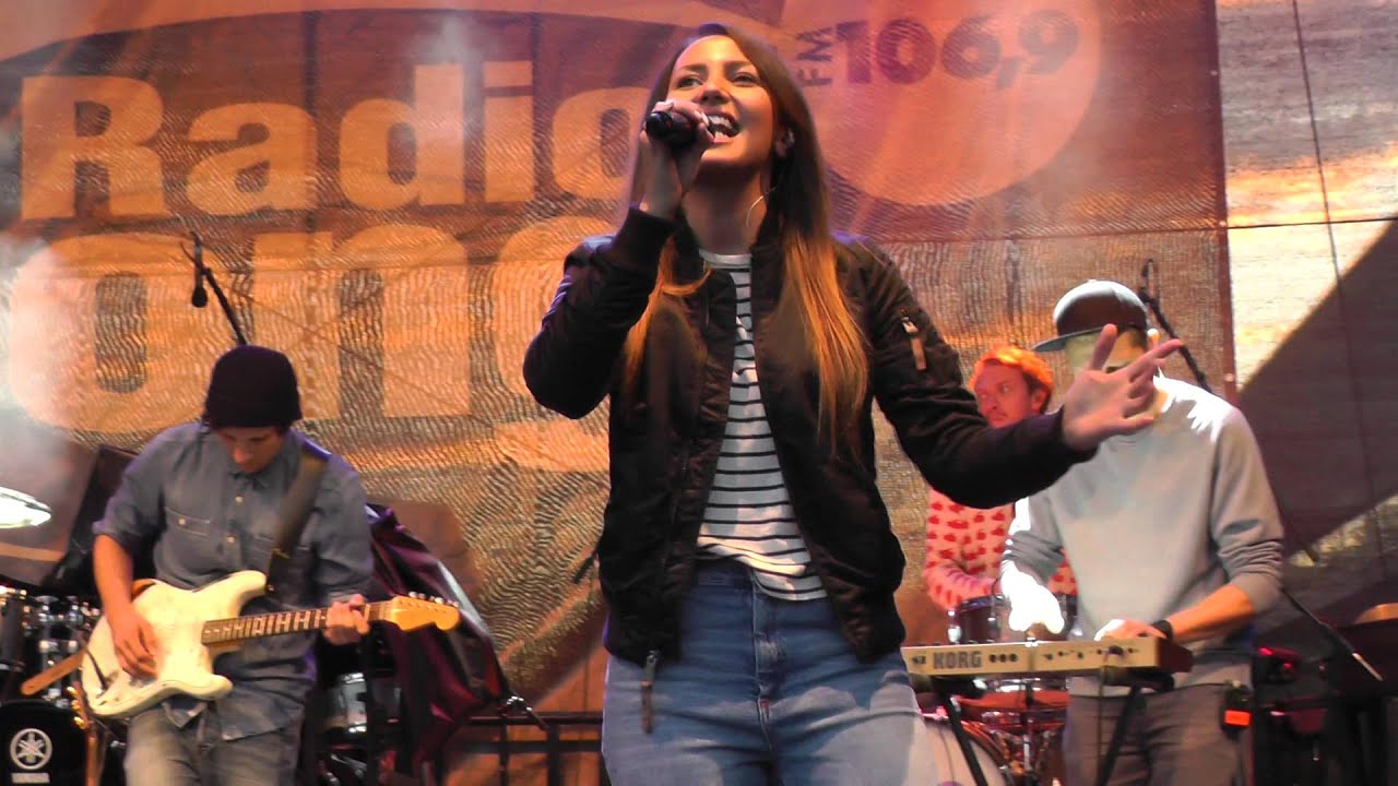 NAMIKA - Na Mi Ka @ Radio Gong Stadtfest Würzburg [18.09.2015]