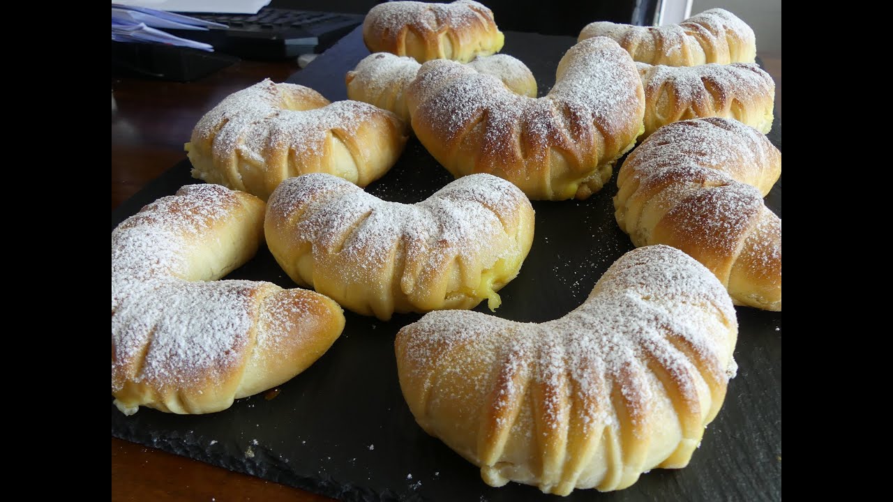 Puddinghörnchen gefüllt mit Vanillecreme/besser als vom Bäcker/fluffig zart/Rezept zum selber backen