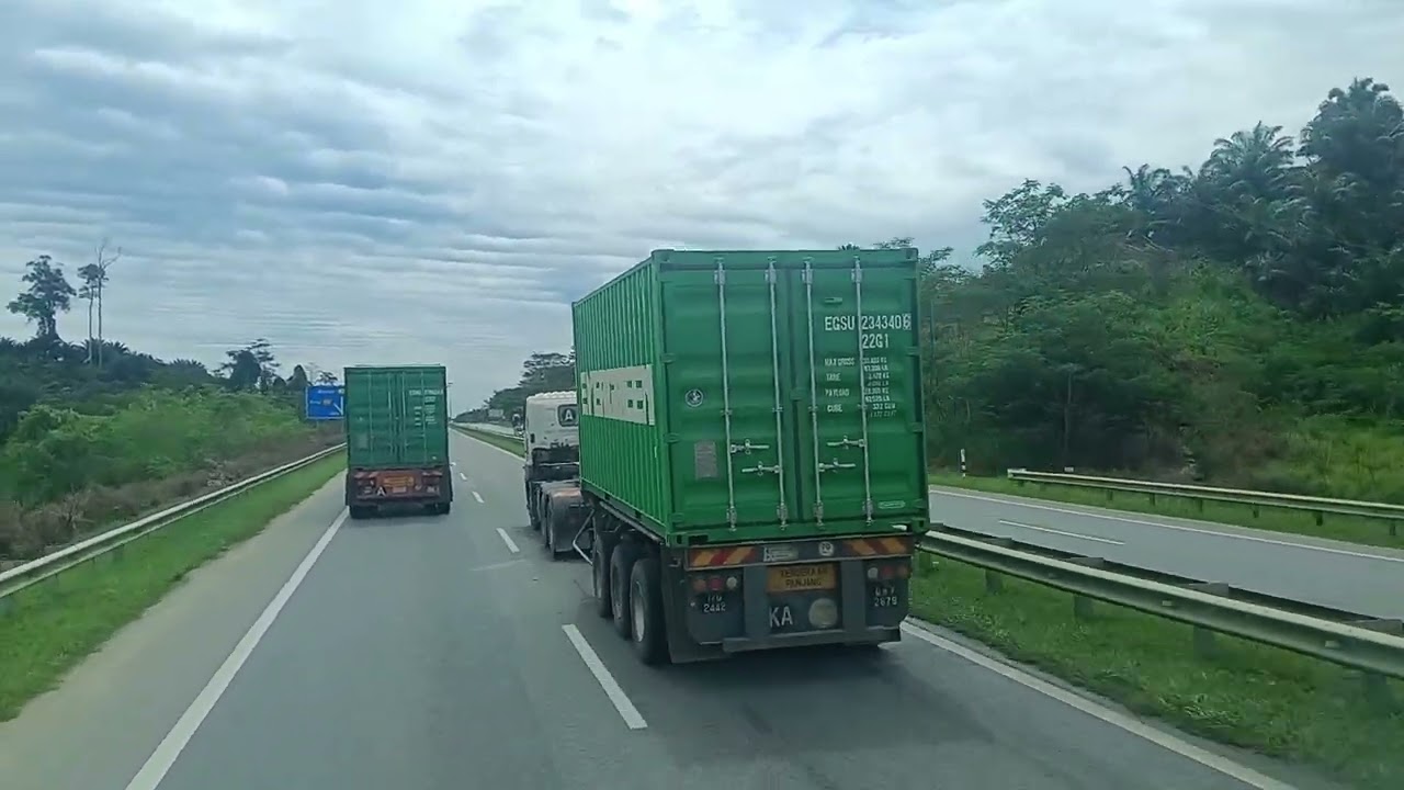 Dua sekawan betunda di Pulai ari miri