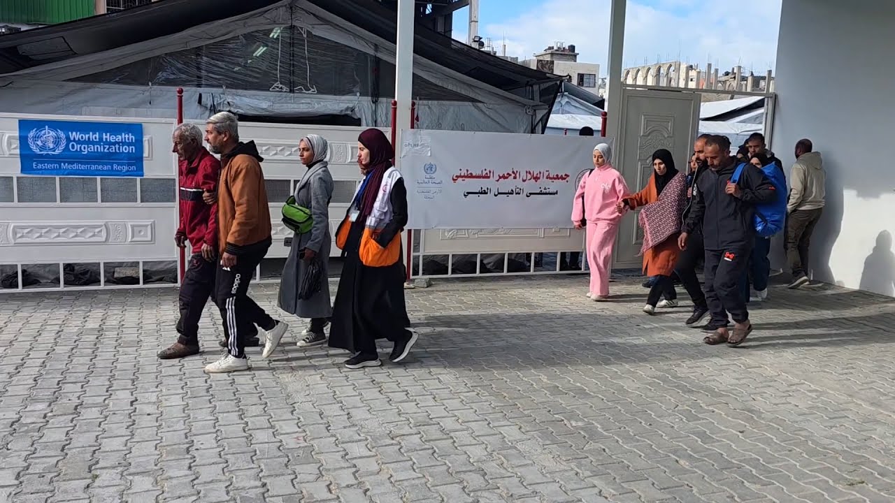 سلطات الاحتلال الإسرائيلي تؤجل سفر المرضى عبر معبر رفح الحدودي لتلقي العلاج خارج غزة