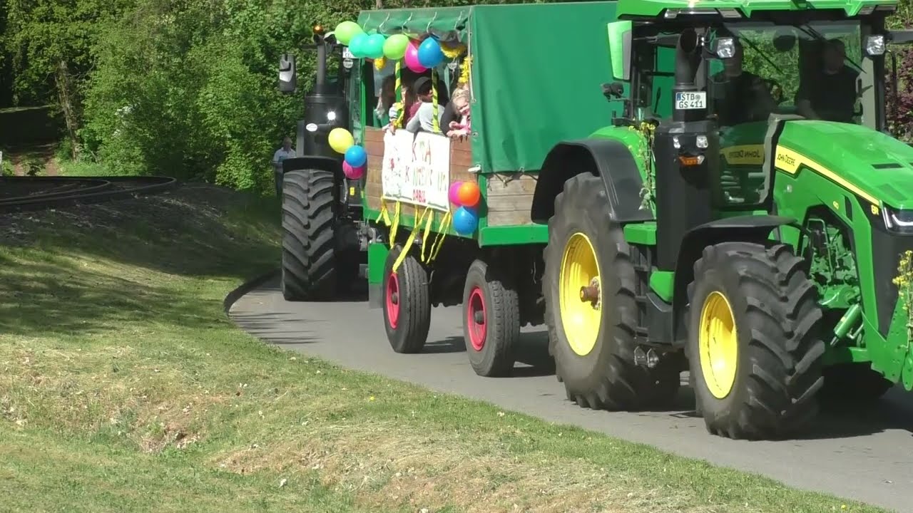 Landes Rapsblütenfest MV in Sternberg 2025 - Festumzug