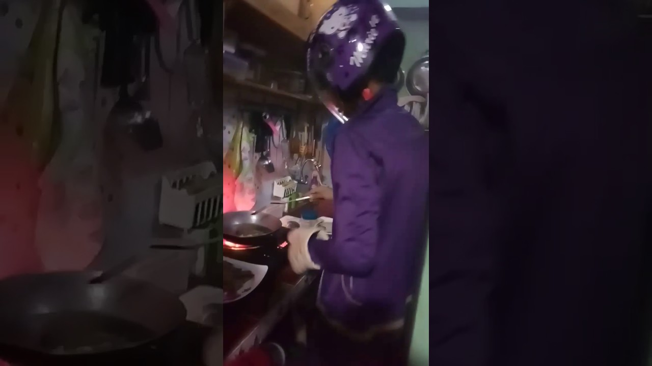 Vlog # 05 Jm cooking while wearing helmet & jacket