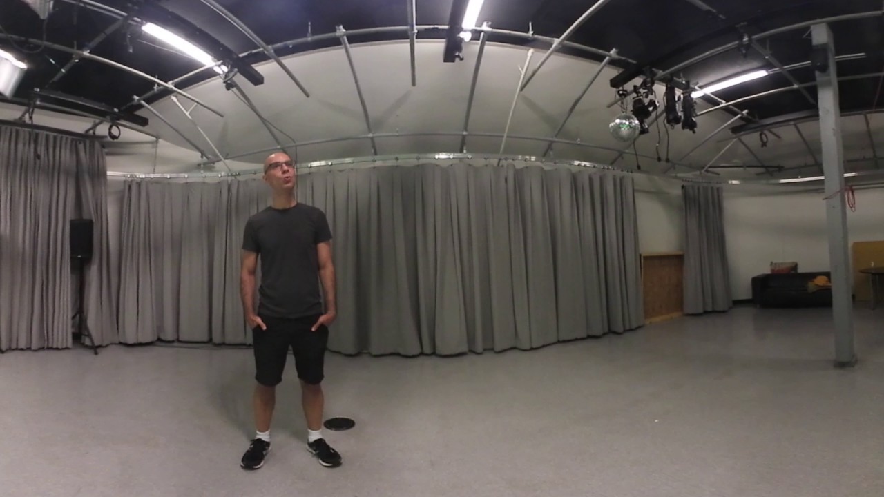 Ambisonic Audio Test: sound changes as you turn your head around.