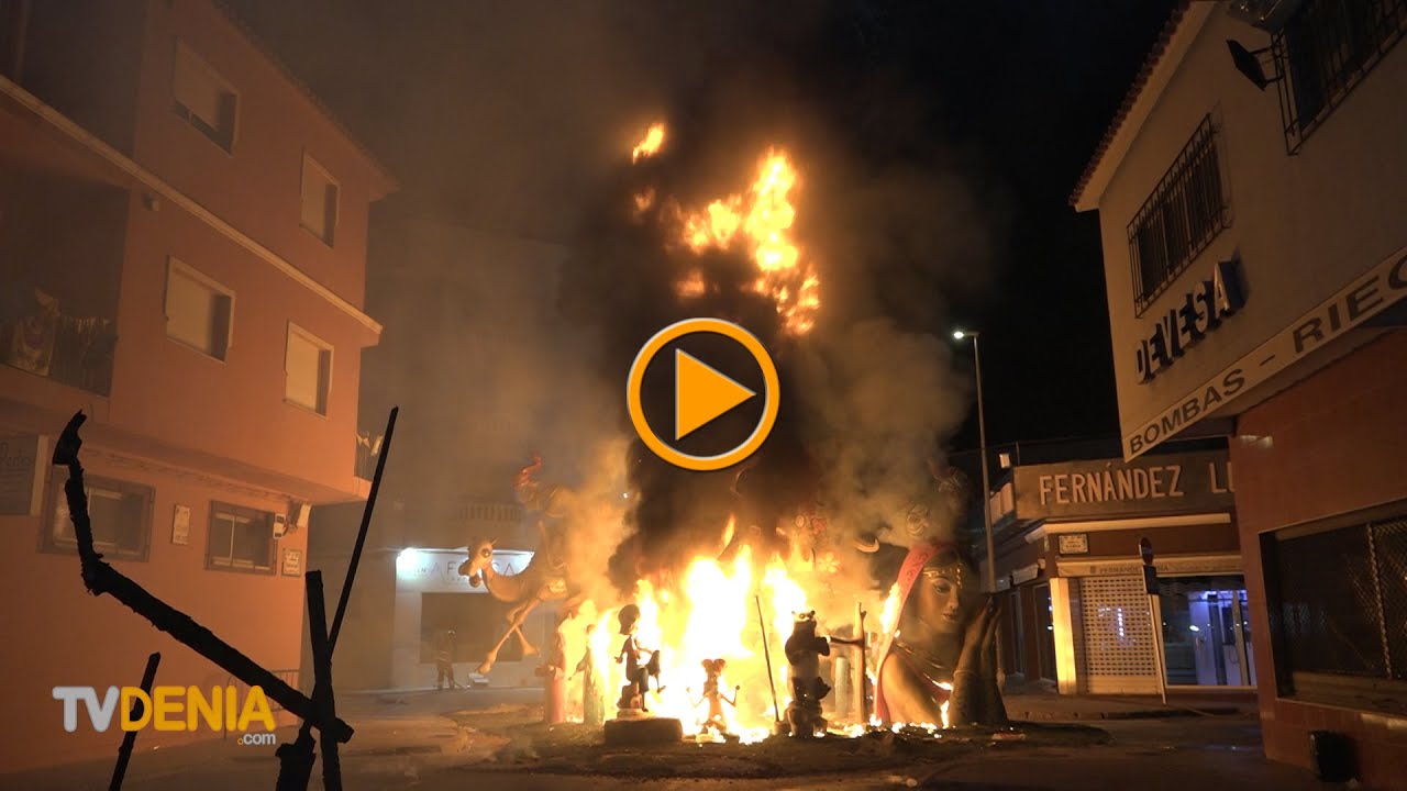 Les falles de Dénia 2023 finalitzen amb la nit de la Cremà