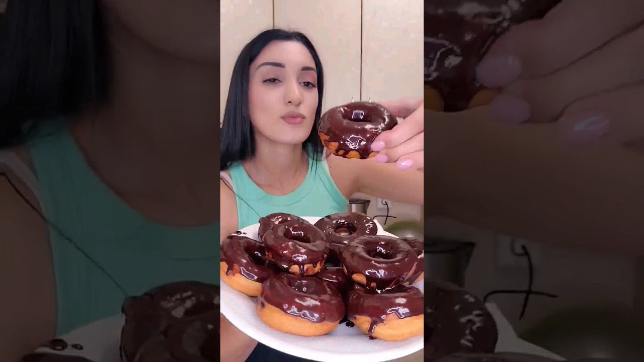 Американские Пончики &laquo;Донаты&raquo; Покрытые Шоколадом 🍩 #пончики #донат #shorts