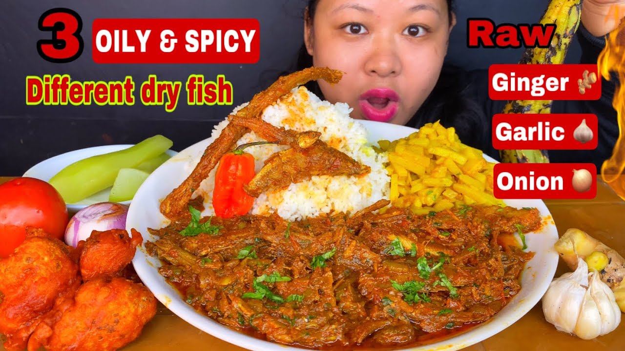 OILY & SPICY 🔥LOT’S OF SALTY DRY FISH GRAVY, RAW GINGER, GARLIC & ONION | SPICY FISH CURRY MUKBANG