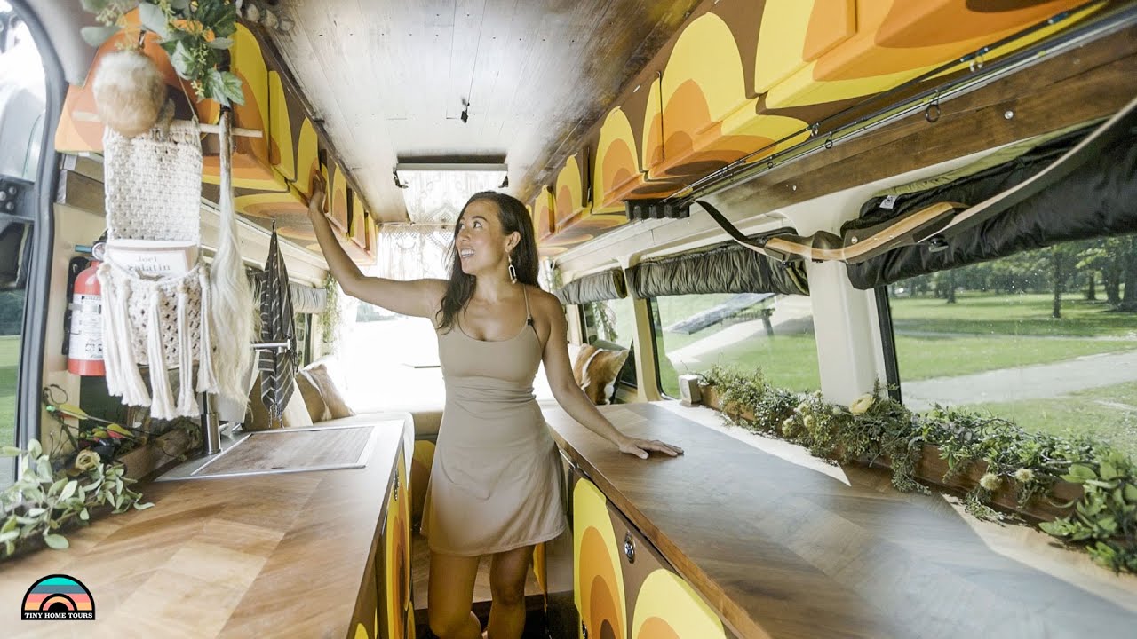 Adorable Retro Self-Built Sprinter