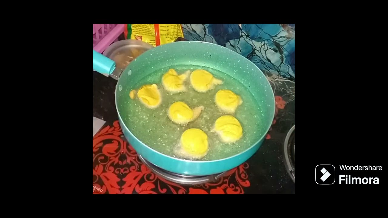 पानी का फोलका होली special Pani ka phool ka bahut hi chatpata aur majedar khoob pasand aaega  😋👌🙏🙏