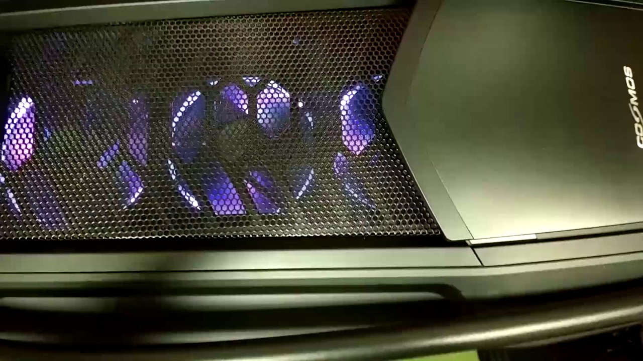Cooler Master Cosmos II + refrigeración líquida