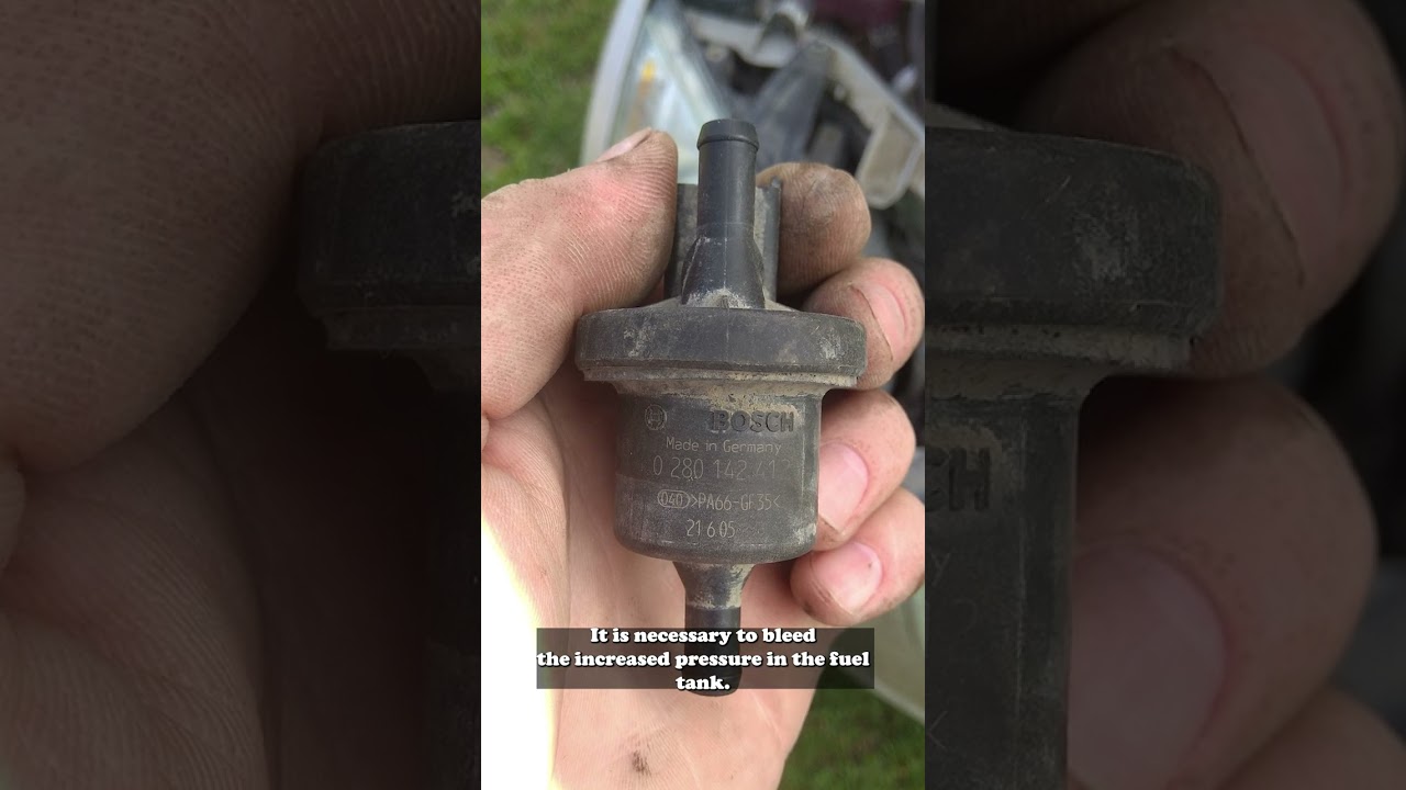 Why does the fuel tank hiss when you open it?