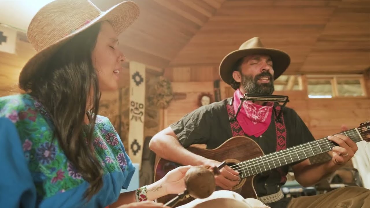 Profundo Lugar  - Lucas & Marypaz