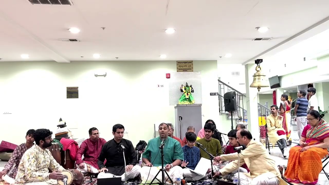 000 piRai aNiyum peruMan maindhanai