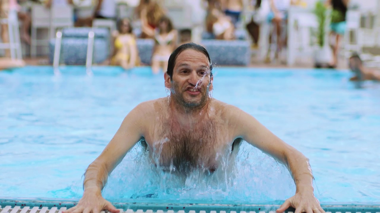 הגברים של קסטרו – חתיך או מצחיק