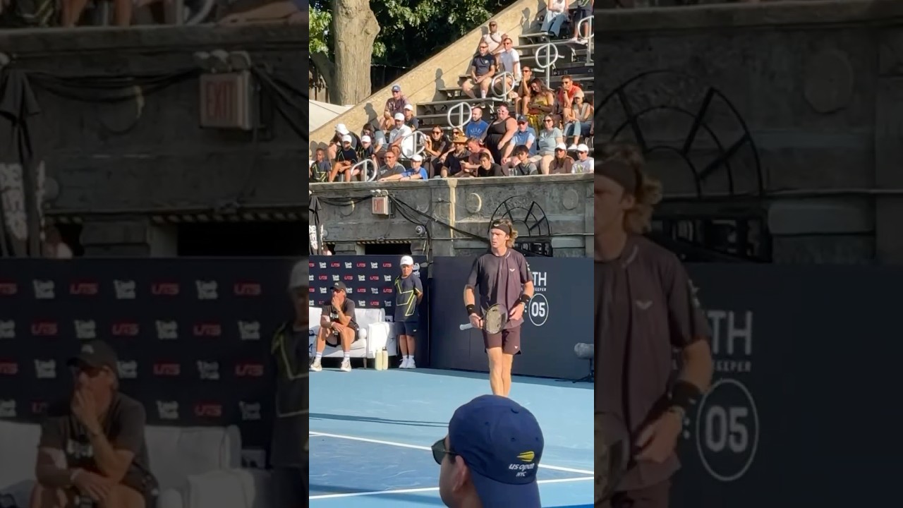 Where are the Andrey Rublev fans at? Raise your hand 🙋🏻‍♀️🙋🏼‍♂️ 