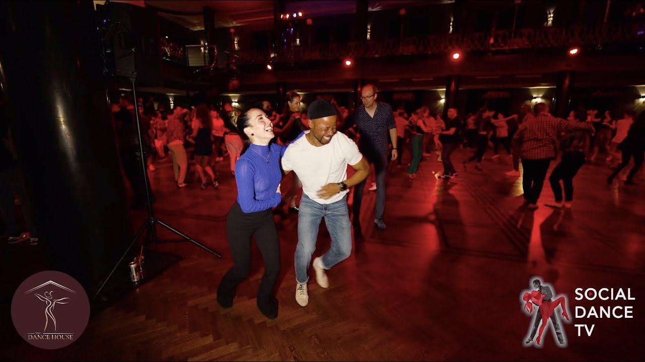 Social Dancing Lionel Massou & Denisse Cambria #back2mambo Prague