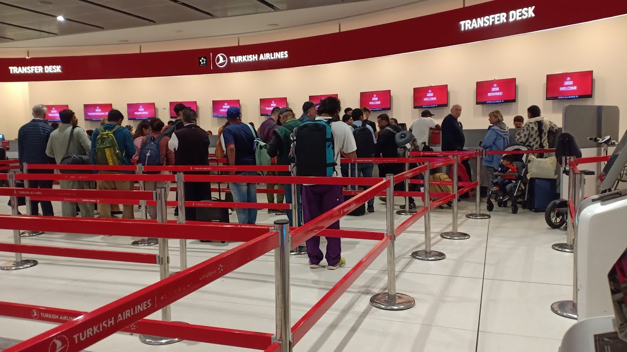 Transit In Istanbul Airport - To Turkish Airlines & International Airlines Transfer Desk