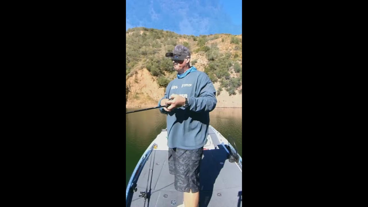 Hover Rig Fishing Technique_ Bluff Wall Masterclass