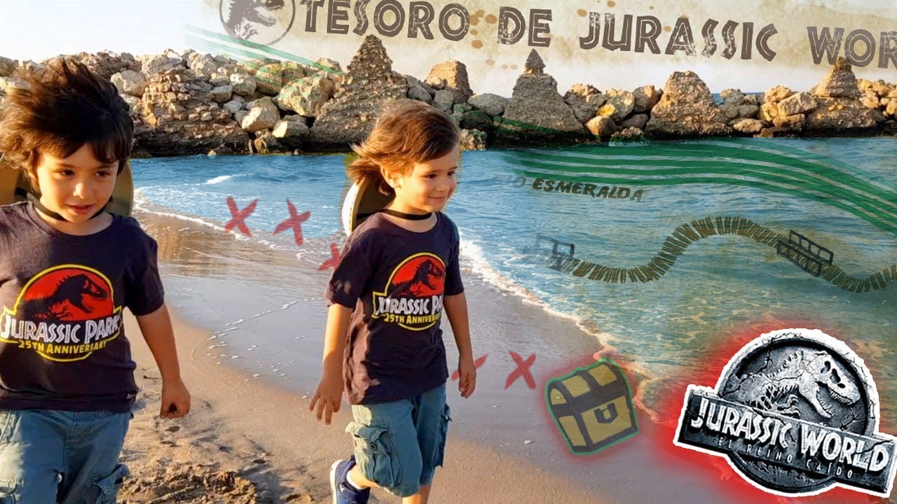 DANI y EVAN encuentran el MAPA DEL TESORO de los DINOSAURIOS Jurassic World!!