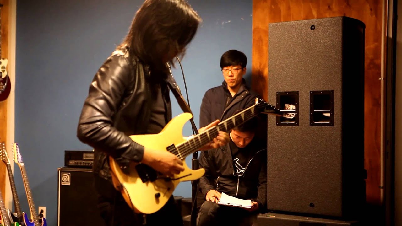 Jack Thammarat-Falling Love Again (Korea Laney Amp Clinic in FREEBUD)
