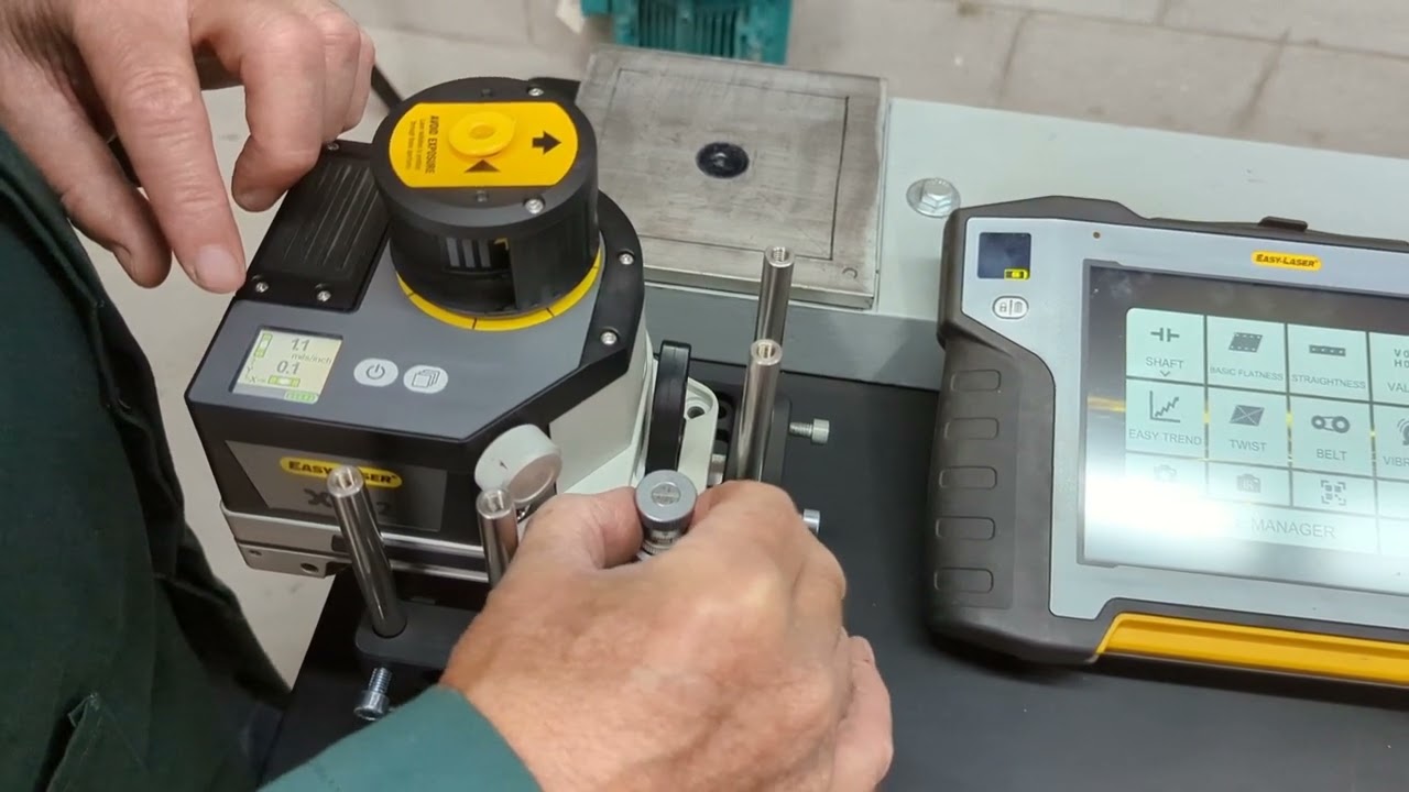 EASY LASER XT770GEO - Operational Video of XT20/XT22 Calibration, Level & Flatness