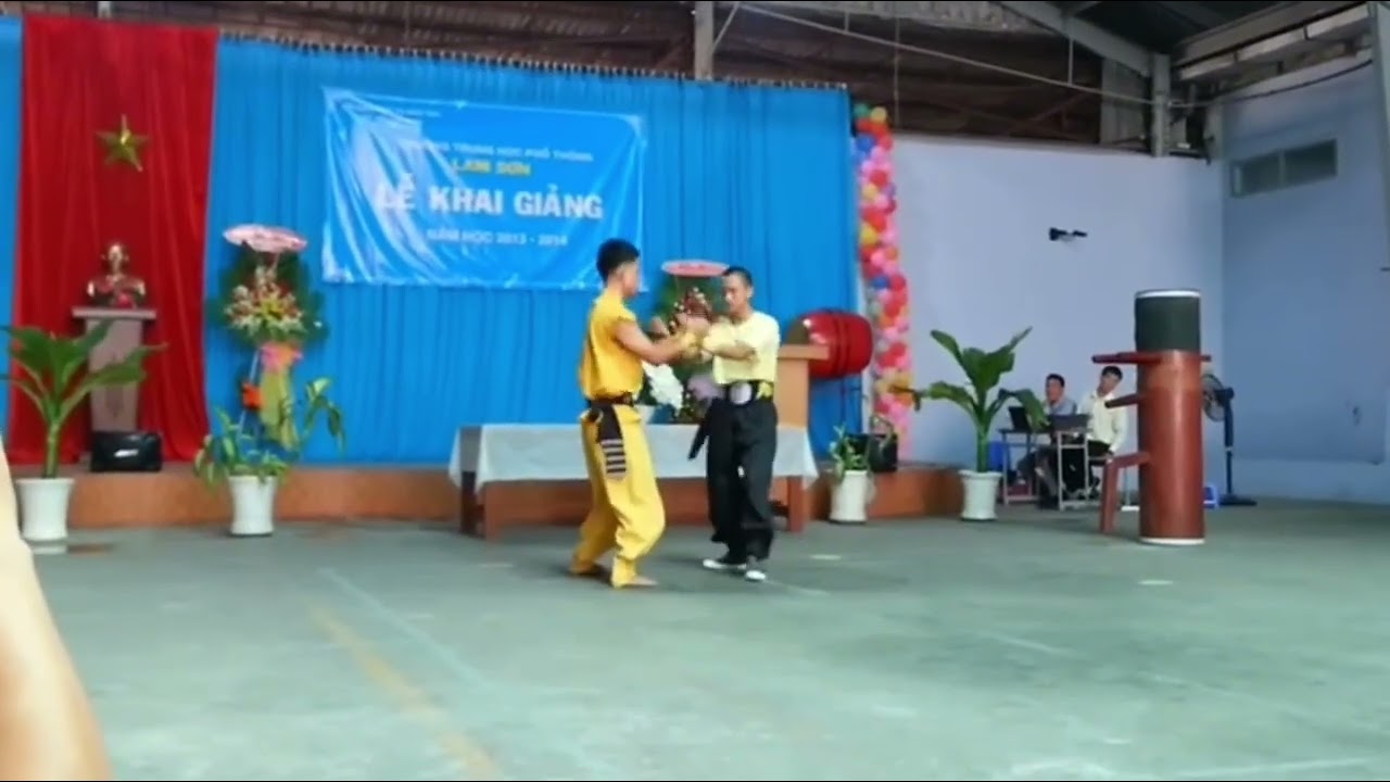 Nhân mộc nhân thạch kim