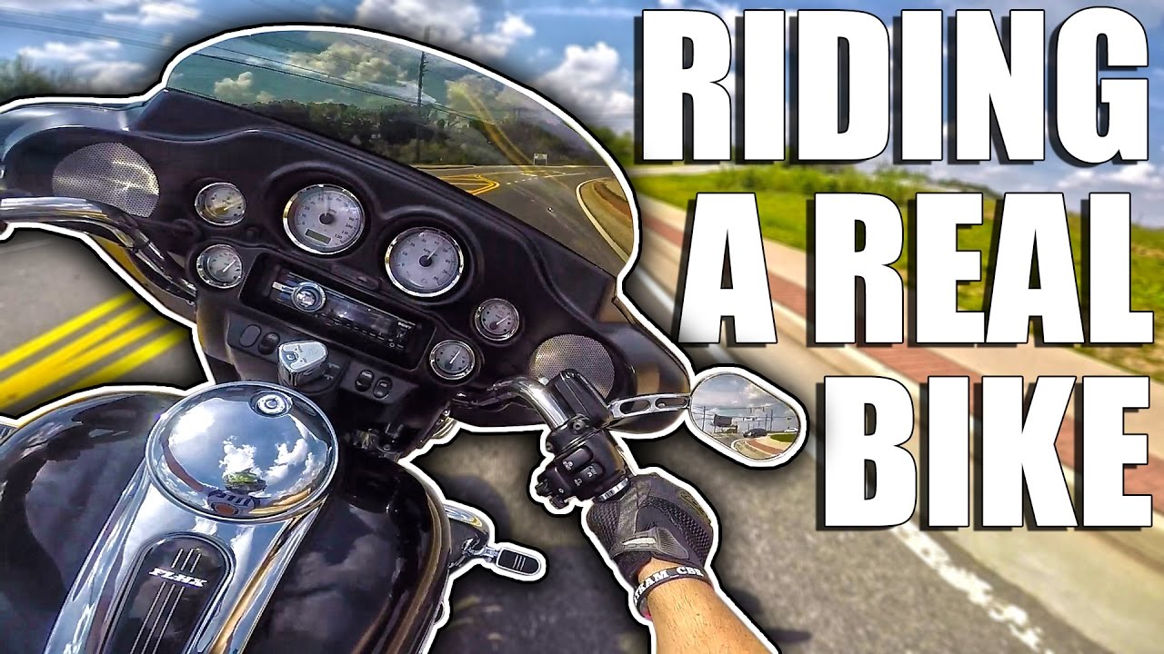 Harley Davidson Electra Glide // ЭТО НАСТОЯЩИЙ МОТОЦИКЛ!