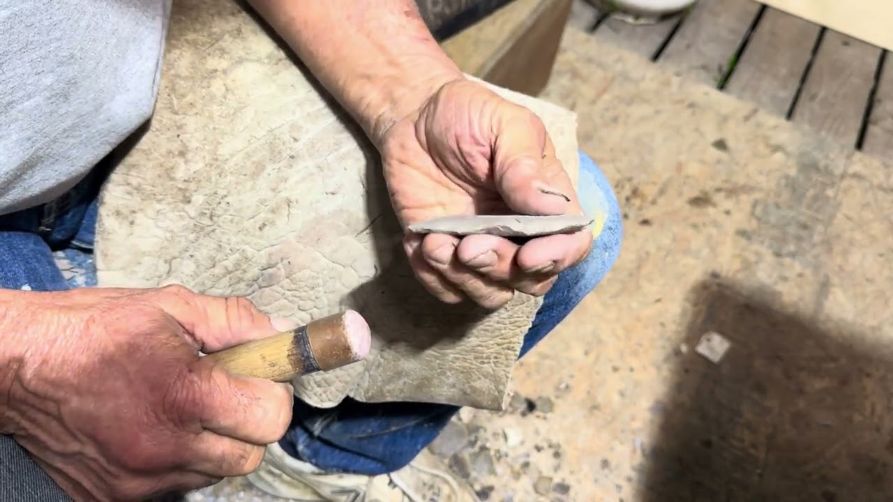 Flintknapping ceramic tile Andice 1 of 2