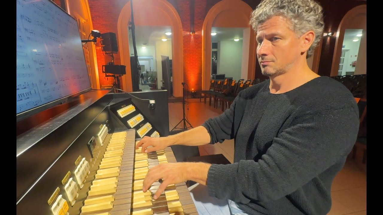 Alma, körte, komolyzene... – koncert előtt Rákász Gergellyel 3/3