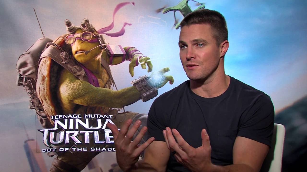 Stephen Amell: 