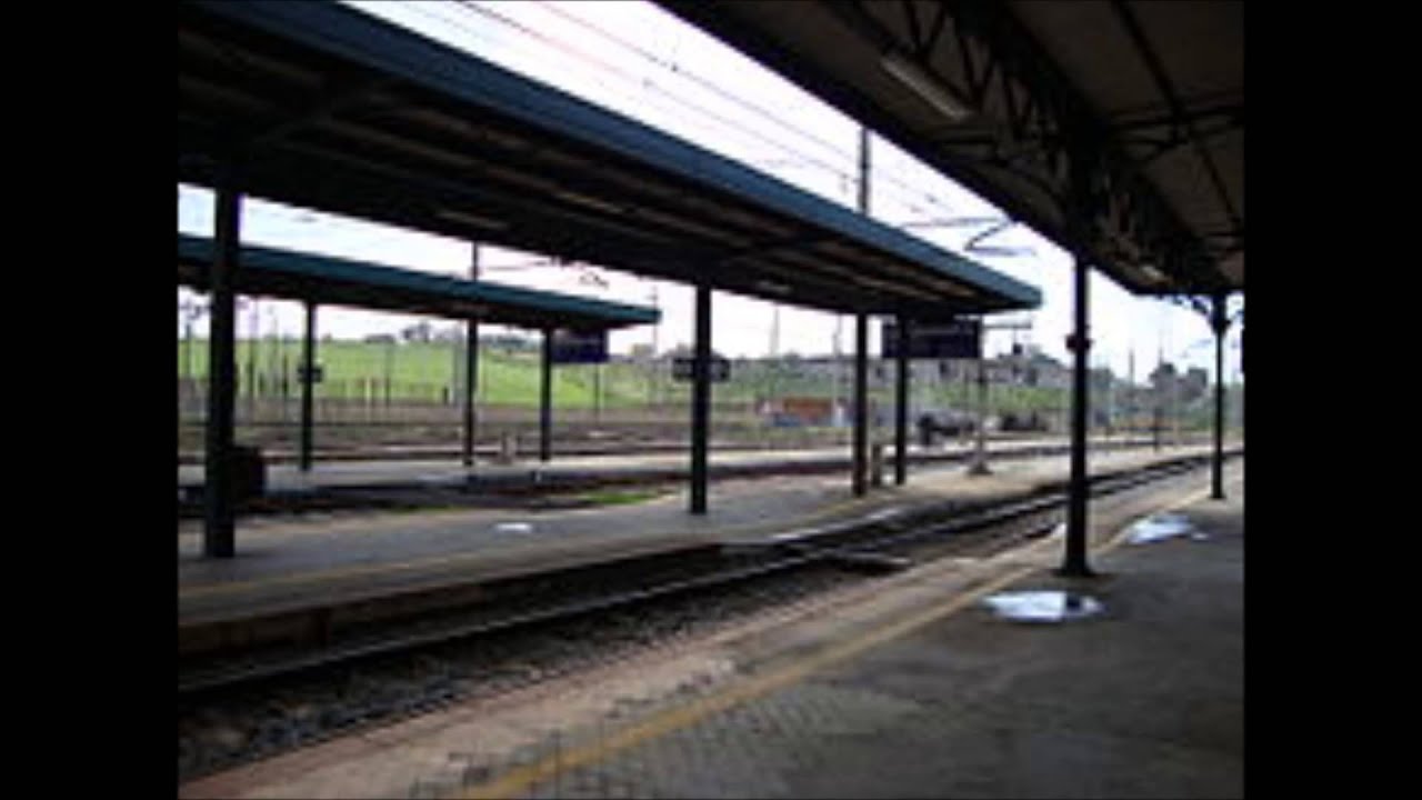 Annunci alla Stazione di Caltanissetta Xirbi