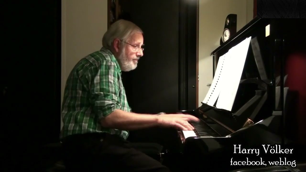 ST. JAMES INFIRMARY - traditional - piano - Harry Völker