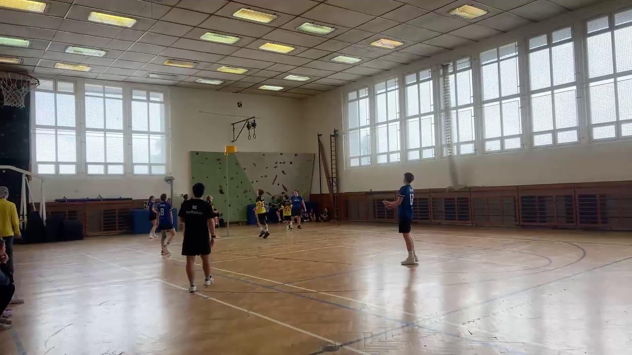 STARŠÍ ŽÁCI vs Prostějov B