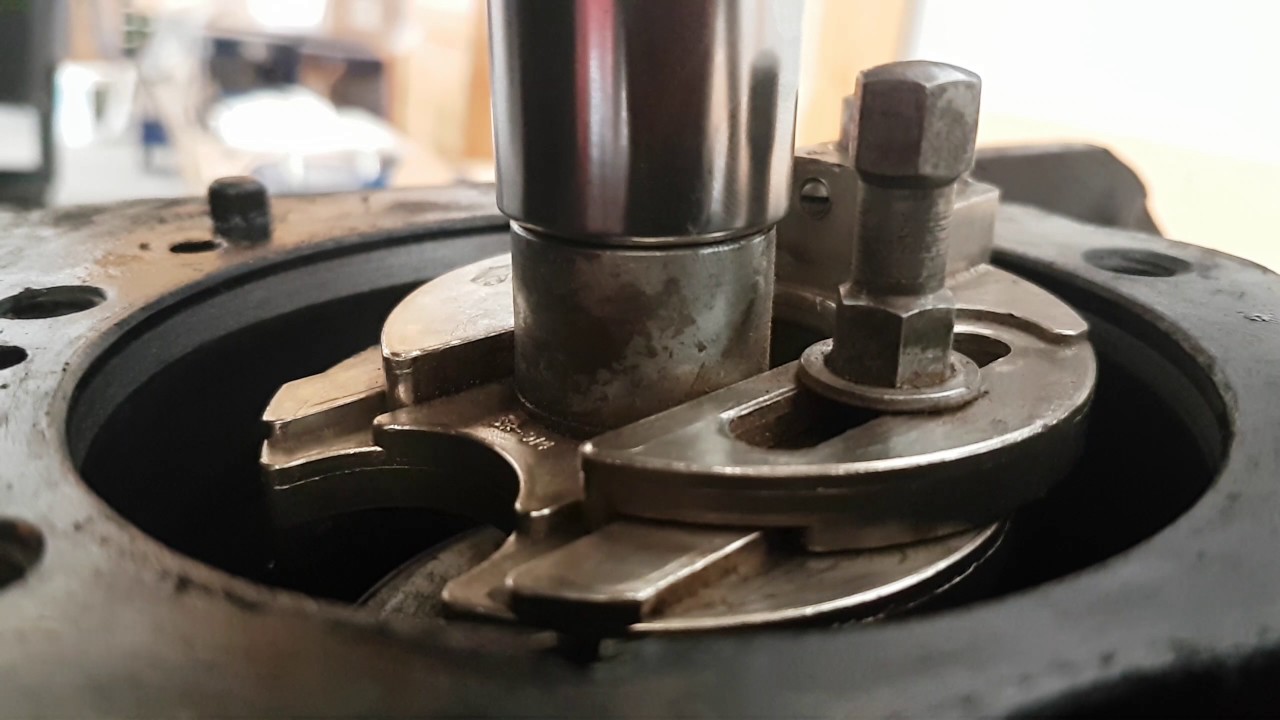 Cutting cylinder ridges