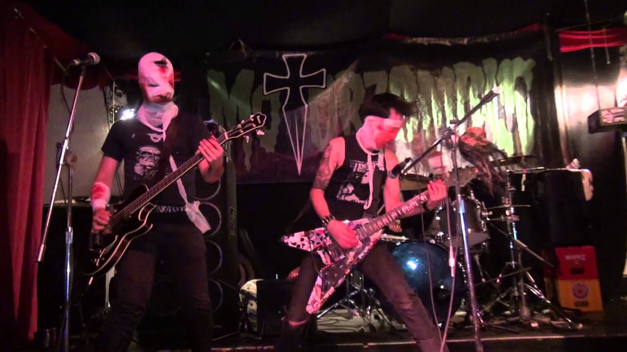 EYACULACIÓN POST-MORTEM- El coleccionista de engendros (Sala Estraperlo 31-10-13)