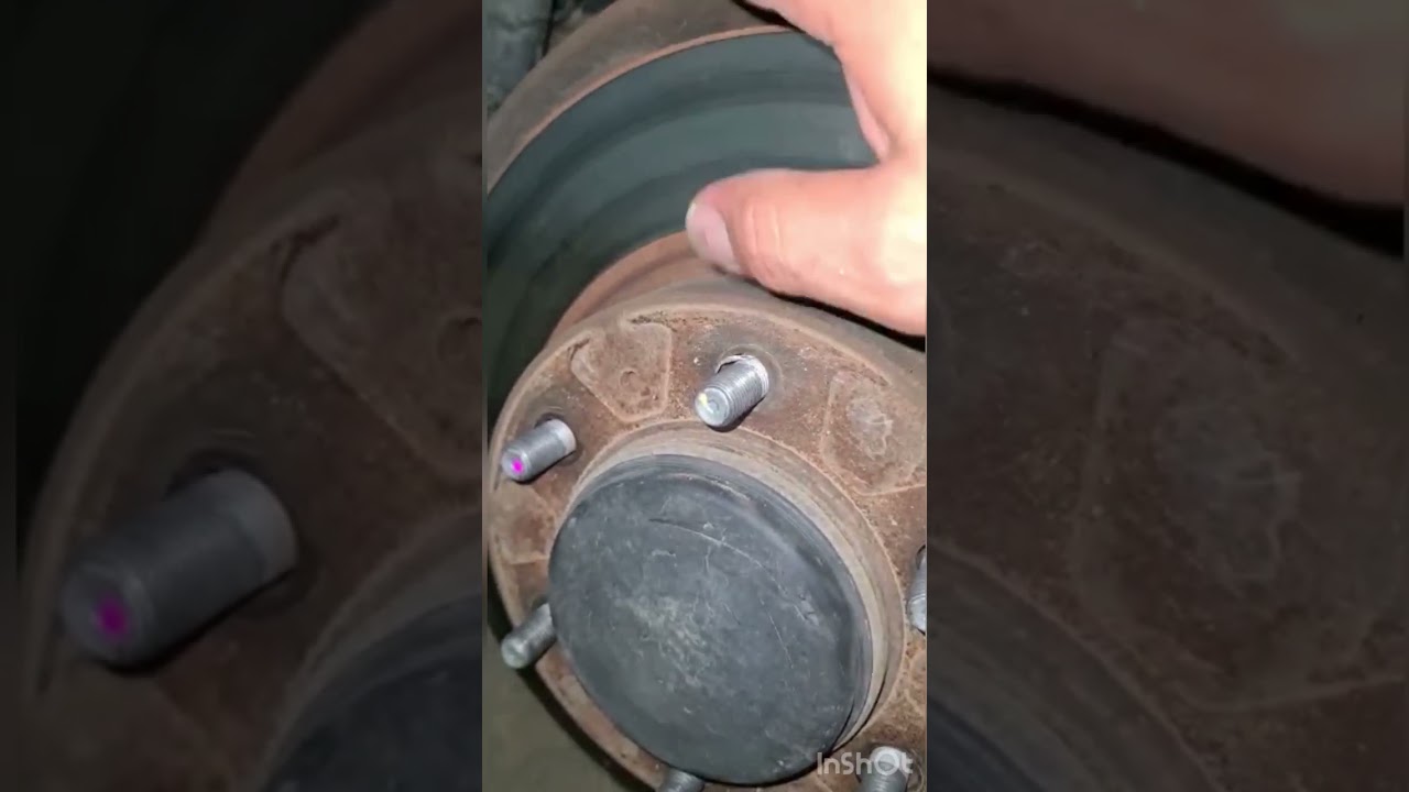 تغيير قماشات فرامل هايلوكس ٢٠١٦